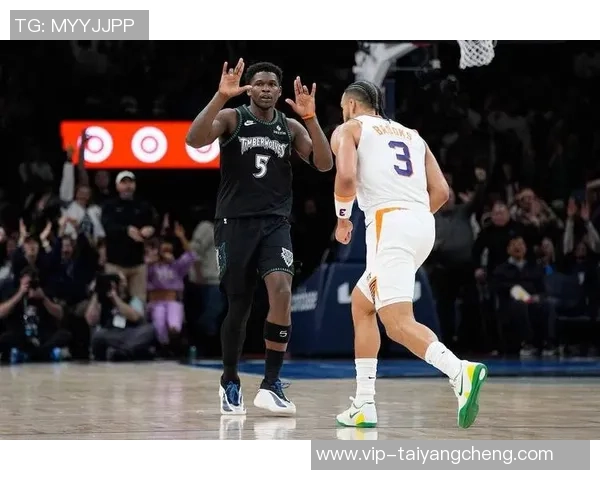 爱德华兹单节狂砍17分全场30分助球队掀起胜利浪潮